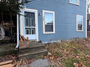 15 Granite St, Rockport MA 01966