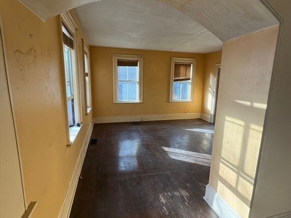 15 Granite St, Rockport MA 01966