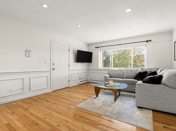 543 Adams St 24, Boston MA 02122