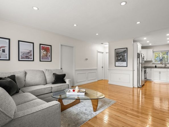 543 Adams St 24, Boston MA 02122