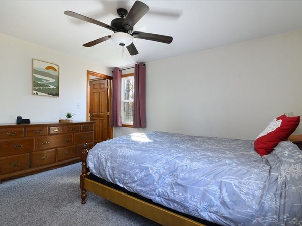 12 Hickory Rd, Millville MA 01529