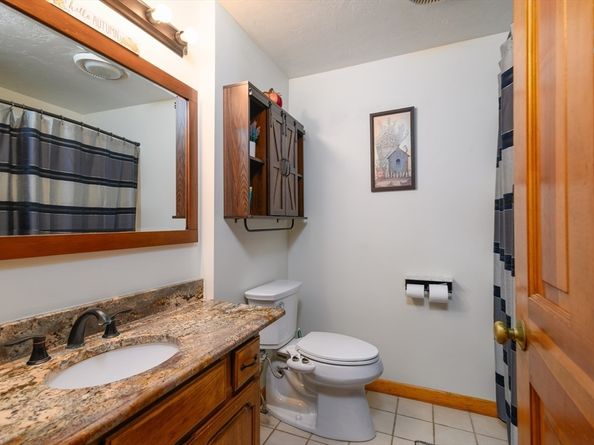 12 Hickory Rd, Millville MA 01529