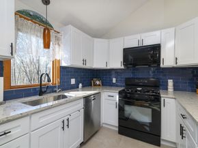 12 Hickory Rd, Millville MA 01529