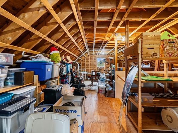 291 County Rd, Marion MA 02738