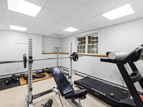 291 County Rd, Marion MA 02738