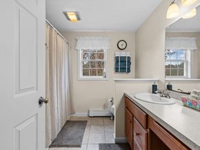 291 County Rd, Marion MA 02738