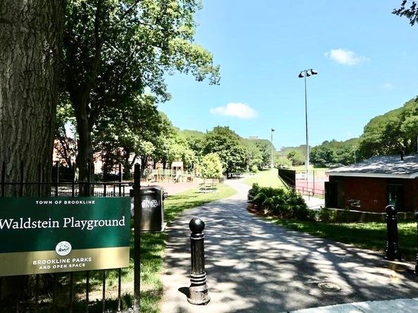 1731 Beacon St 1502, Brookline MA 02445