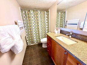 1731 Beacon St 1502, Brookline MA 02445