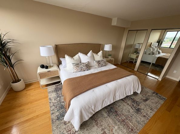 1731 Beacon St 1502, Brookline MA 02445