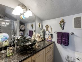 92 Lookout Point Rd, Plymouth MA 02360