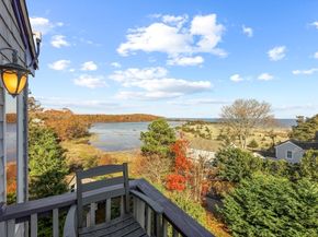 92 Lookout Point Rd, Plymouth MA 02360