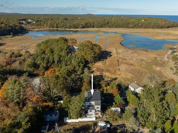 92 Lookout Point Rd, Plymouth MA 02360