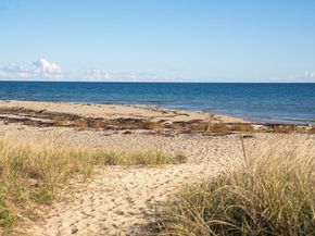 92 Lookout Point Rd, Plymouth MA 02360