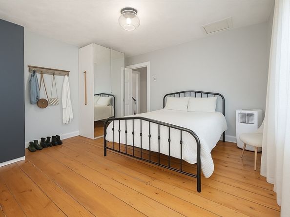 74 Davison St, Boston MA 02136