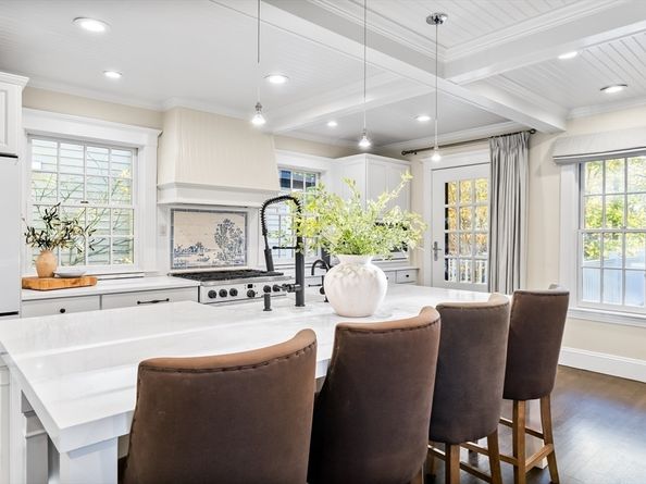 20 Grove Pl, Winchester MA 01890