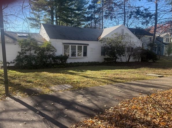 22 Nightingale Path, Newton MA 02459