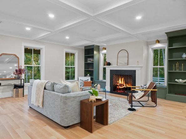 14 Dexter Lane A, Newburyport MA 01950