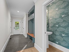 14 Dexter Lane A, Newburyport MA 01950