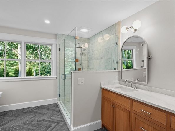 14 Dexter Lane A, Newburyport MA 01950