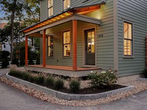 14 Dexter Lane A, Newburyport MA 01950