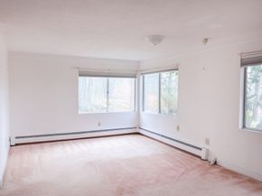 93 Vaughn Hill Rd, Bolton MA 01740