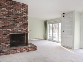 93 Vaughn Hill Rd, Bolton MA 01740