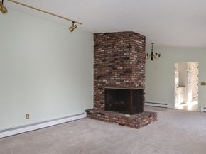 93 Vaughn Hill Rd, Bolton MA 01740