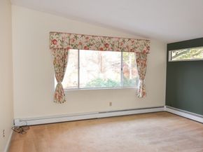 93 Vaughn Hill Rd, Bolton MA 01740