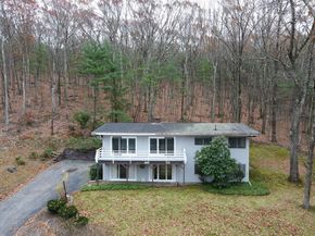 93 Vaughn Hill Rd, Bolton MA 01740