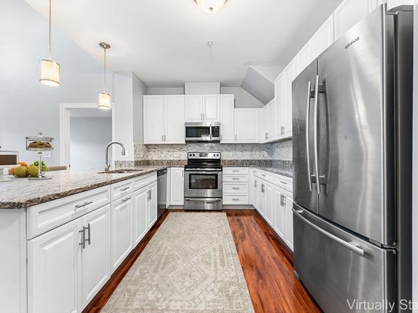 360 Andover St 1310, Danvers MA 01923