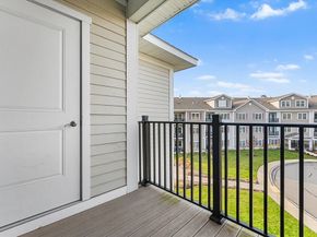 360 Andover St 1310, Danvers MA 01923