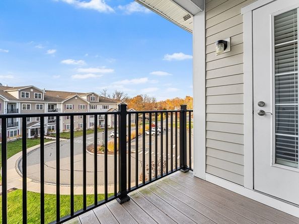 360 Andover St 1310, Danvers MA 01923