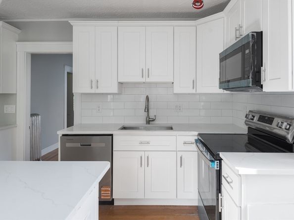 112 Brush Hill Rd, Milton MA 02186