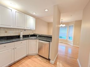 93 Westminster Dr 93, Marlborough MA 01752