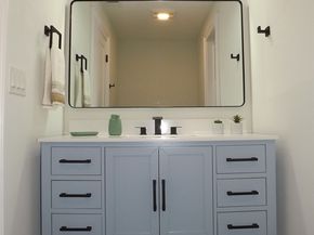 270 S Main St, Hopedale MA 01747