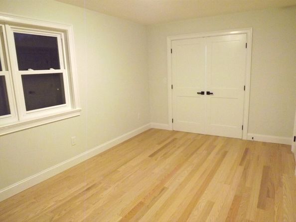 270 S Main St, Hopedale MA 01747