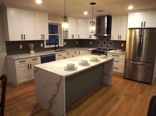 270 S Main St, Hopedale MA 01747