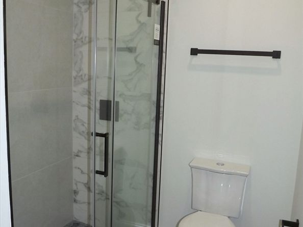 270 S Main St, Hopedale MA 01747