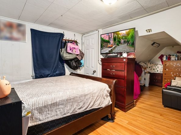 17 Ashton St, Everett MA 02149