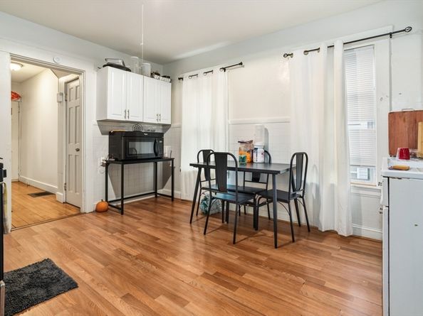 17 Ashton St, Everett MA 02149