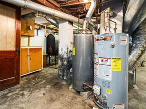 17 Ashton St, Everett MA 02149