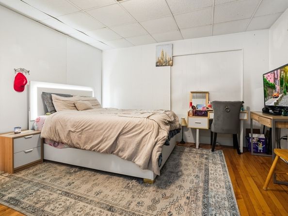 17 Ashton St, Everett MA 02149