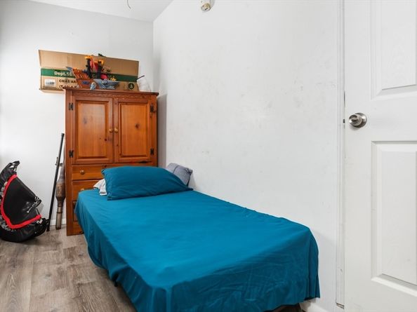 17 Ashton St, Everett MA 02149