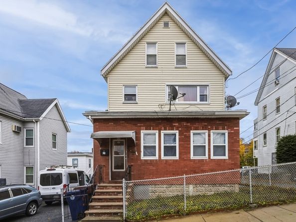 17 Ashton St, Everett MA 02149