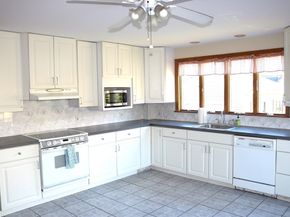 62 Allston Ave, Worcester MA 01604