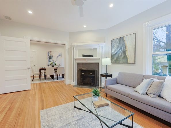 28 Inman St 4, Cambridge MA 02139