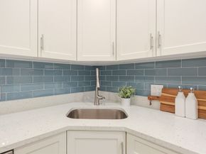 28 Inman St 4, Cambridge MA 02139