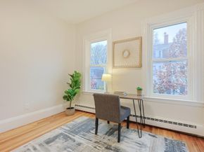 28 Inman St 4, Cambridge MA 02139