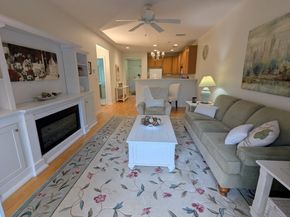 87 Clocktower Dr. 2207, Waltham MA 02452