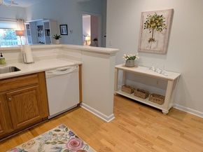 87 Clocktower Dr. 2207, Waltham MA 02452